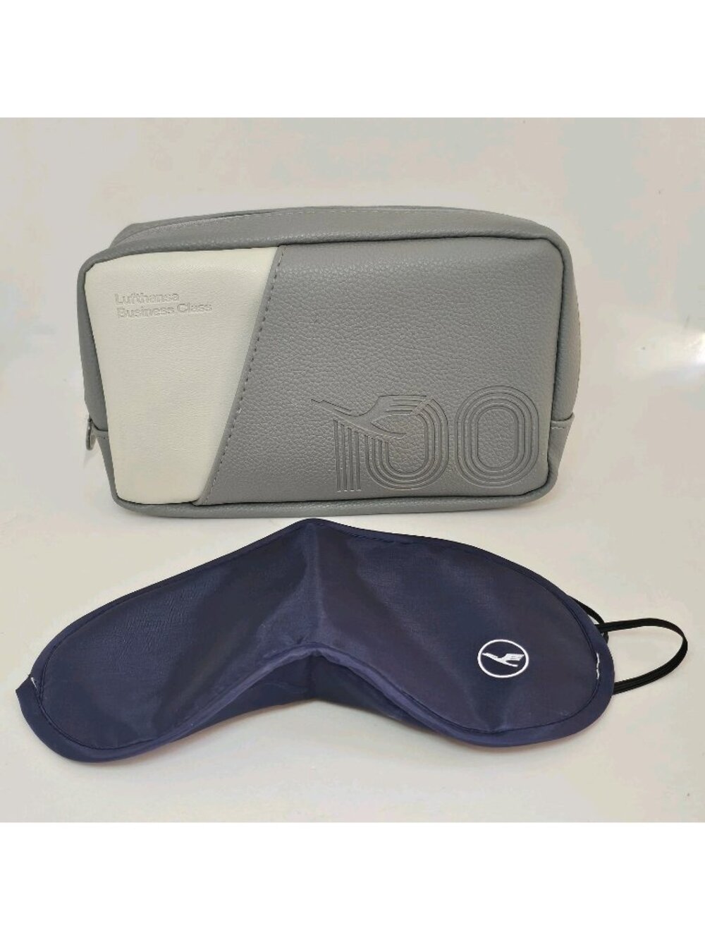 LUFTHANSA Business Class Gray Faux Leather Travel Bag Pouch Clutch + Sleep Mask